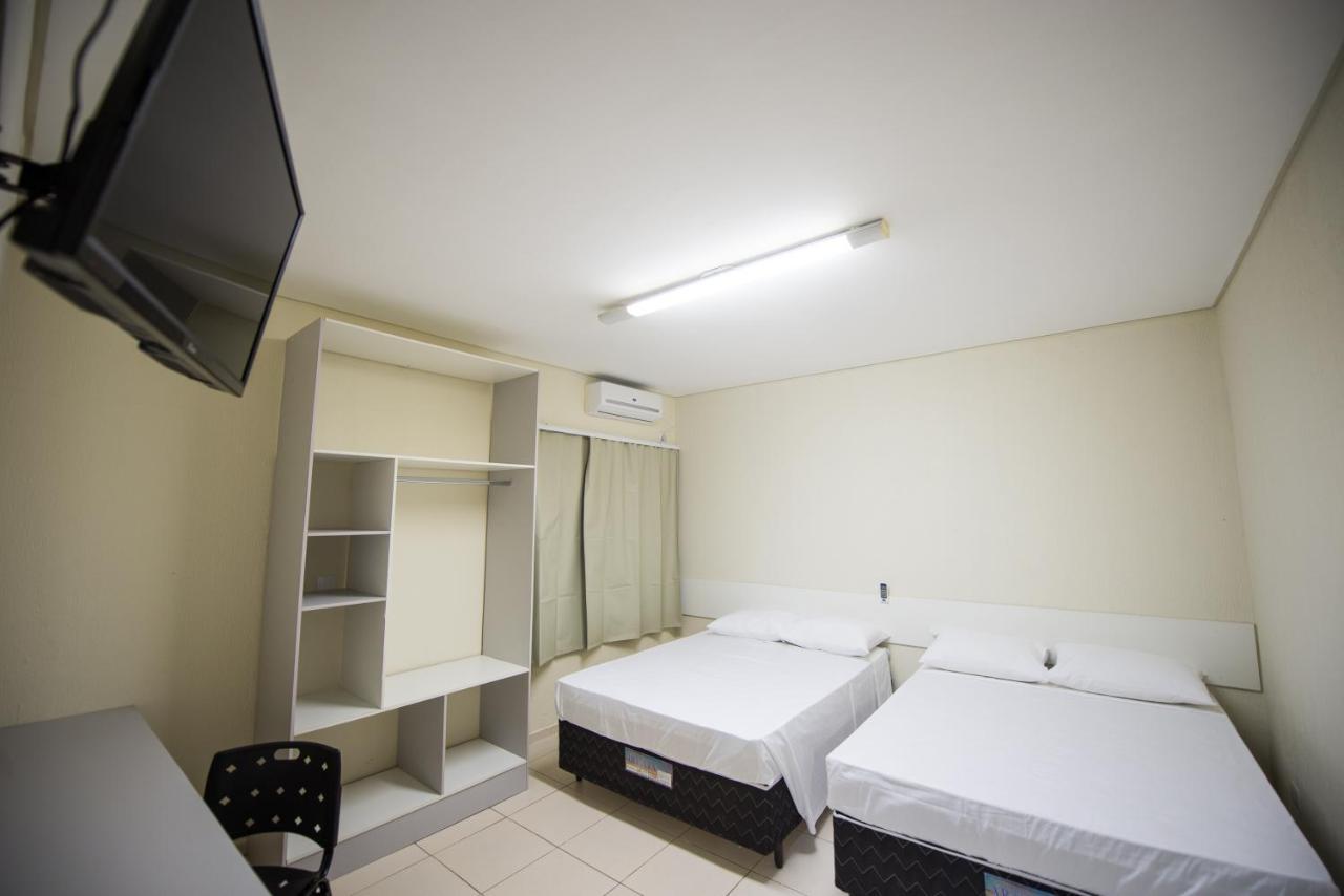 Habitación en casa particular Dumont Residencial *